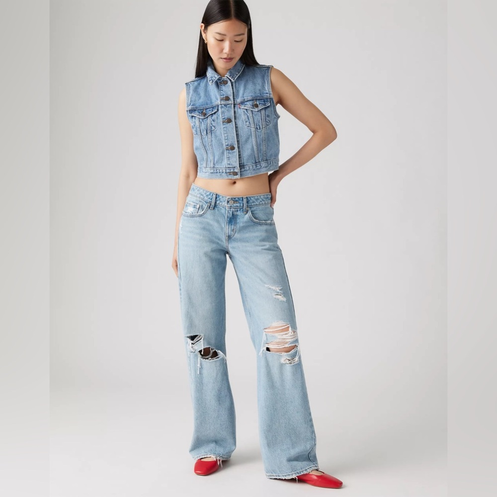 Levi’s Low Loose Ripped Distressed “Probably Okay” Blue Jeans Size 26 x 32